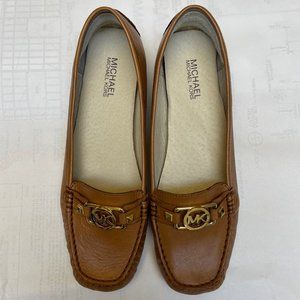 Michael Kors Charm Moccassin Loafers, tan, size 10 1/2